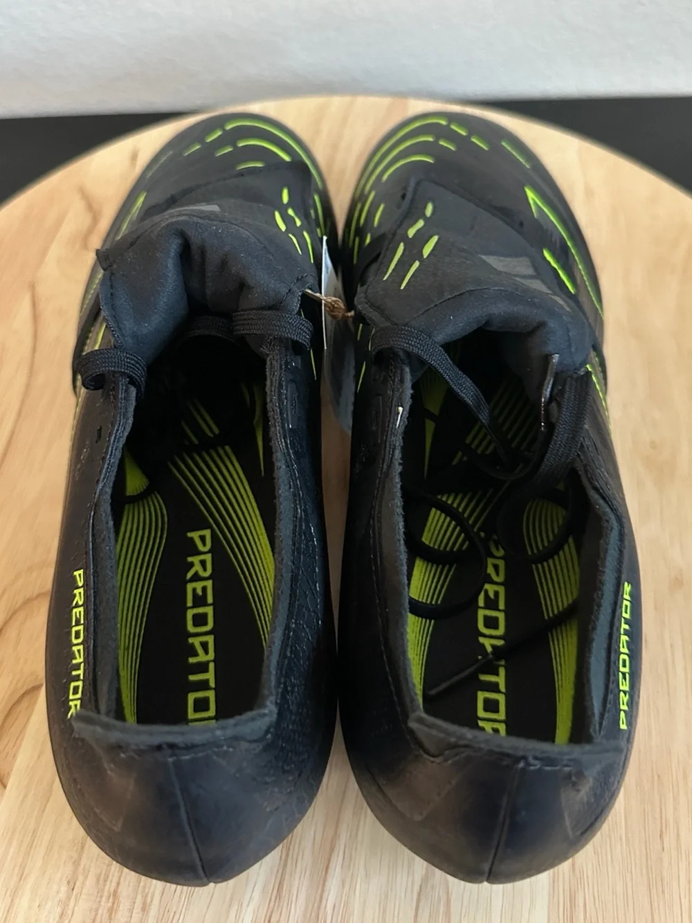 NWT. ADIDAS PREDATOR LEAGUE FT FG/MG Size 8.5
